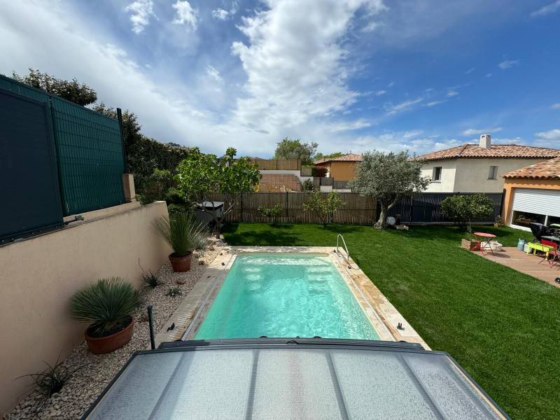 POSE PISCINE Modèle SUNSHINE 6 à Roquebrune sur Argens proche Les Issambres 