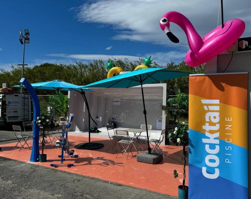 Stand COCKTAIL PISCINE Roquebrune sur Argens présent sur la foire de Fréjus proche des Issambres