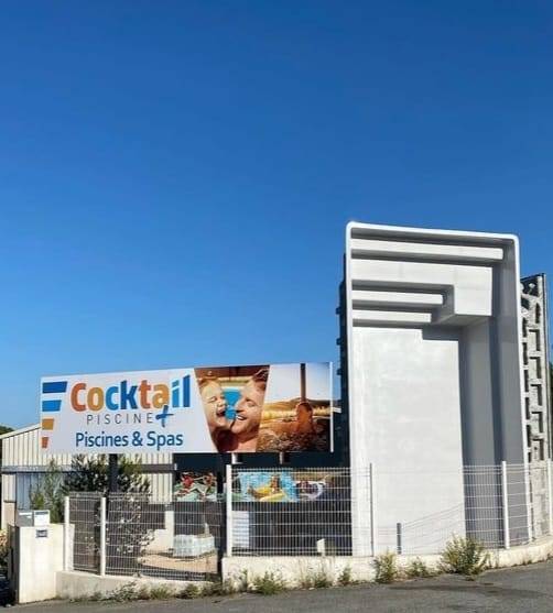 AGENCE COCKTAIL PISCINE ROQUEBRUNE SUR ARGENS